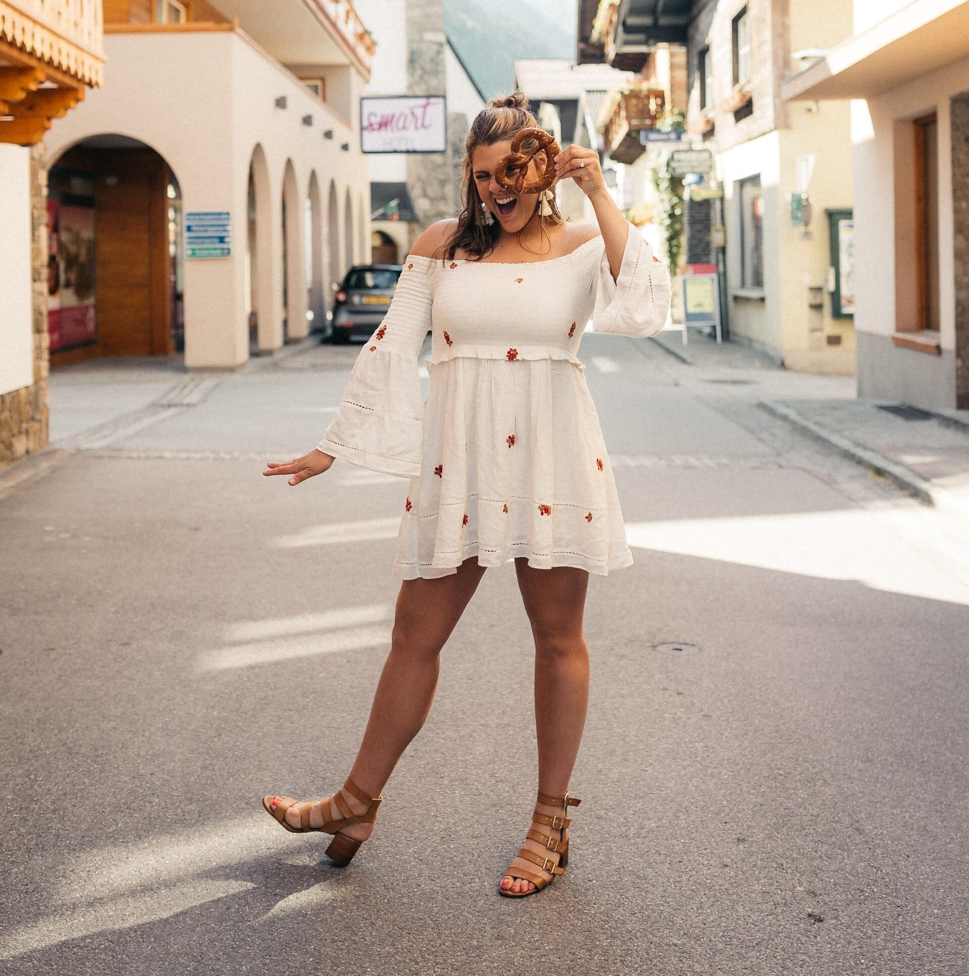 Find an au pair job in Germany and see yourself stading in one of the beautiful villages like this girl in her white dress. Conditions to au pair in Germany