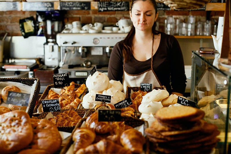 Bijbaantje als winkelmedewerker in een bakkerij n