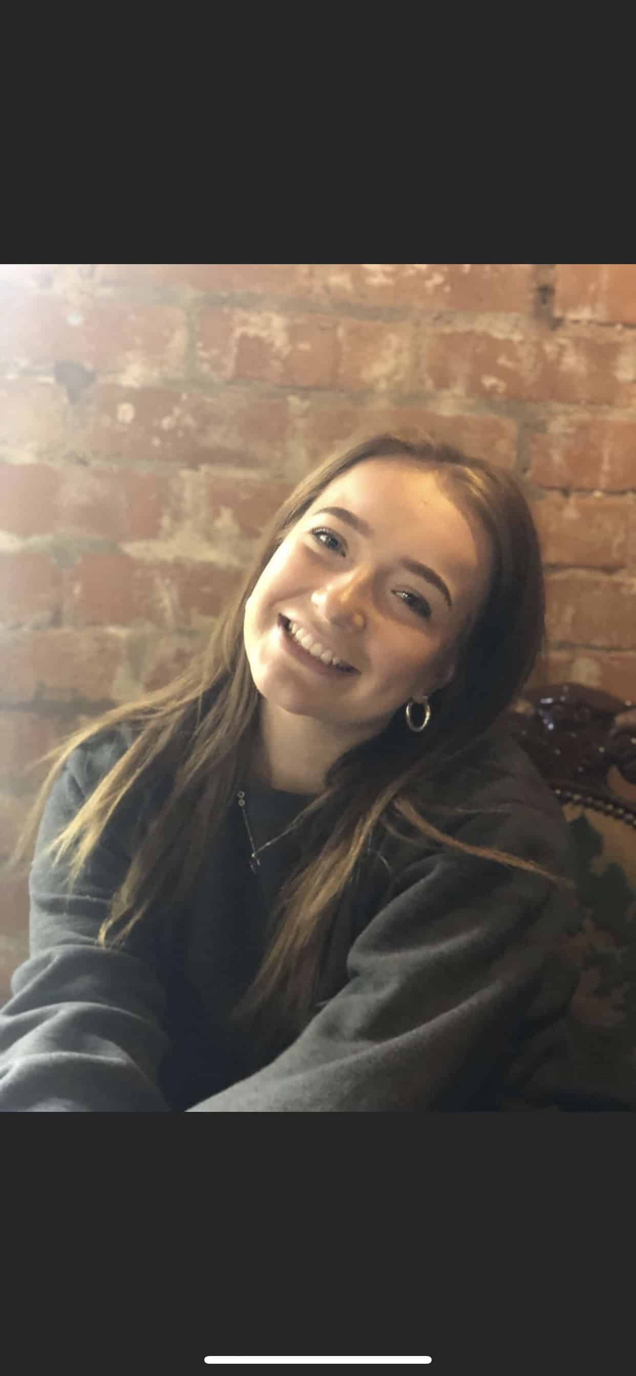 megan  -  21 jaar oud en actief in Birmingham