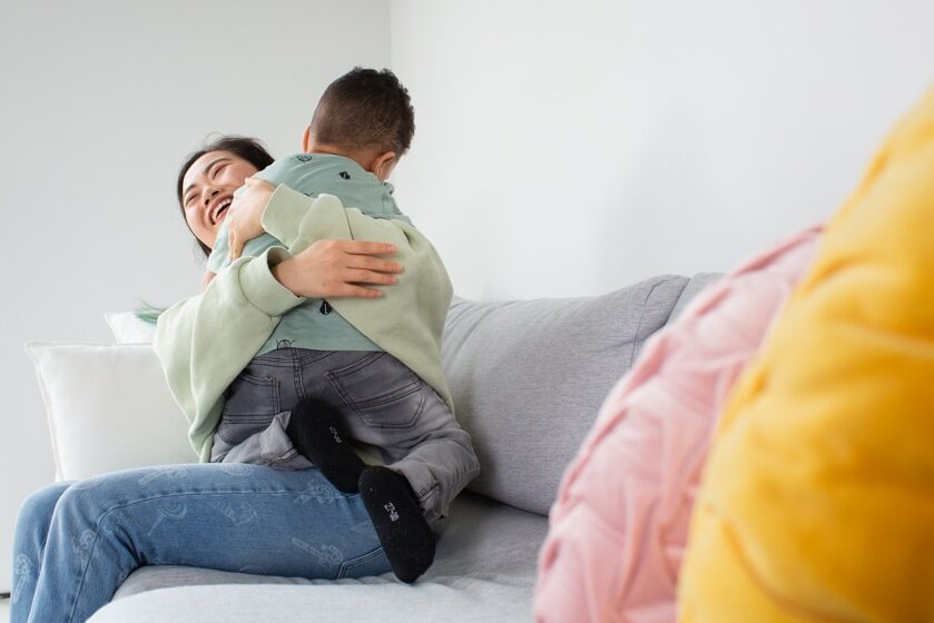 Au pair vs. Nanny. What is the difference between nanny and au pair? An au pair and a nanny have similar roles and responsibilities. They are both responsible for child care and can help with other housework. This photo shows a child care provider sitting and playing games at the dining room table with the children she watches.