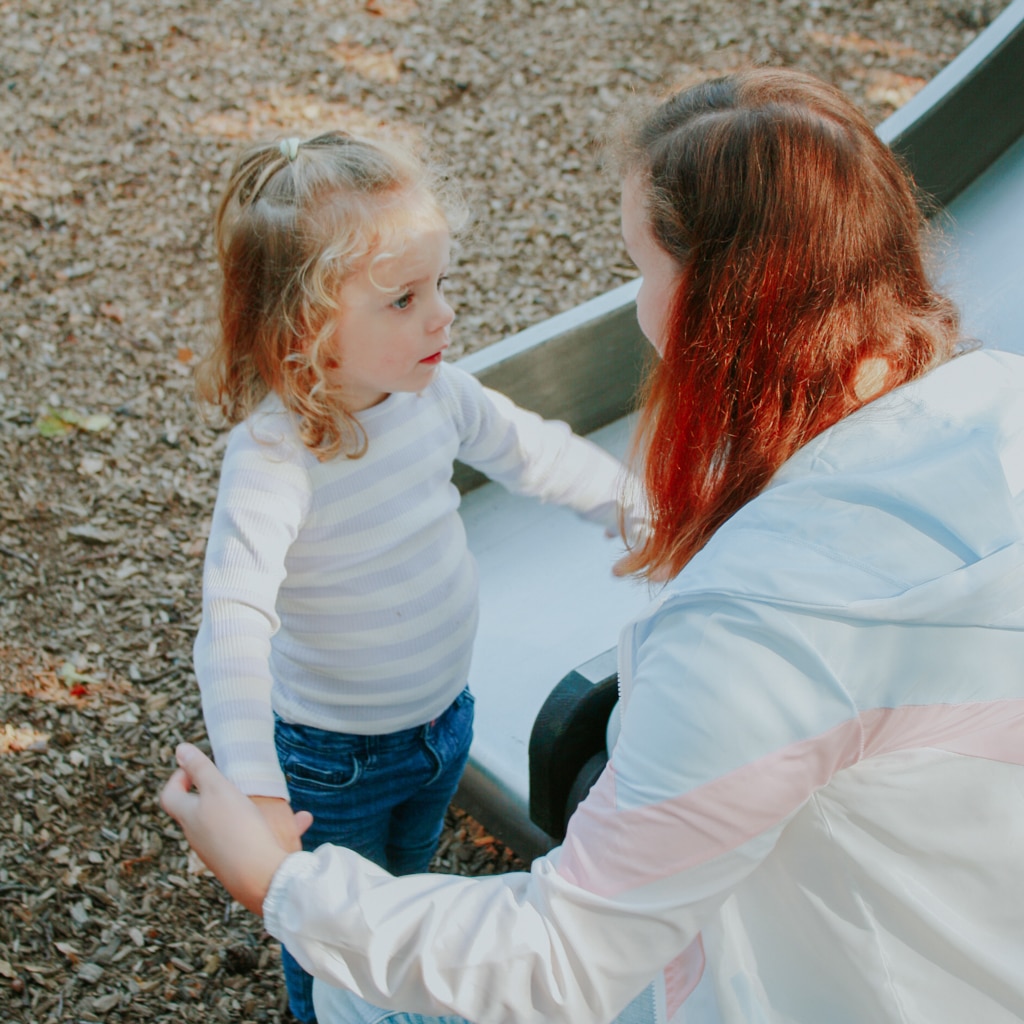 Hiring a nanny is easier than hiring an au pair. A nanny can usually start immediately because they already live in the same country as the family. They do not need to wait for a visa to be approved, for flights to be scheduled, etc.