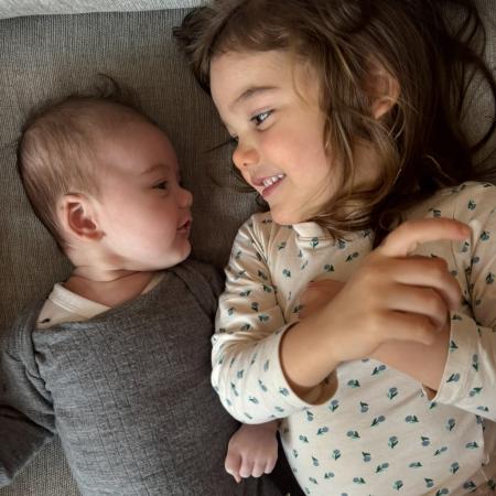 Aida zoekt oppas in Weesp voor 2 kinderen