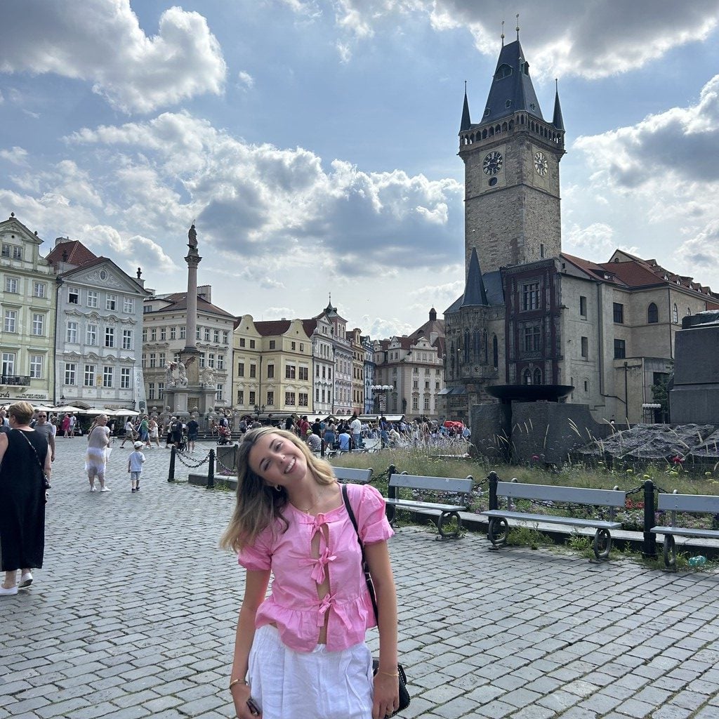 Family De Vries sharing testimonial about Ninacare